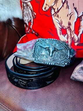 Western Longhorn Belt with Ornate Buckle - Black